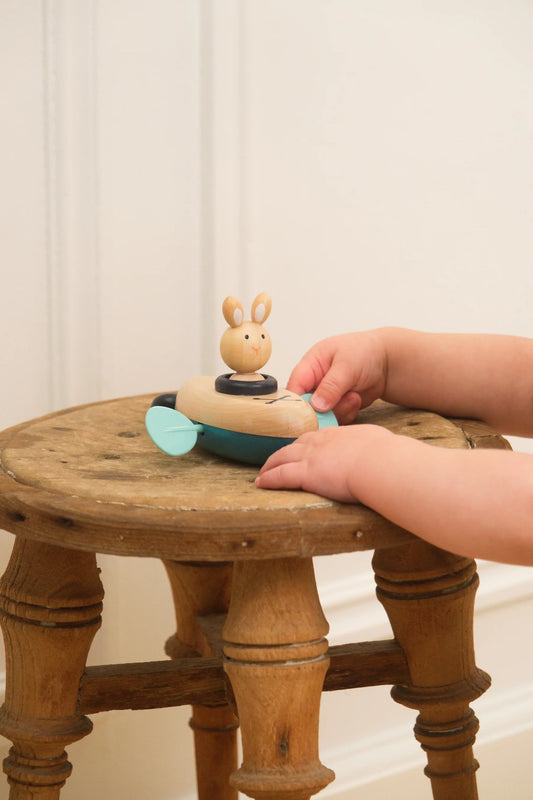 Bateau en bois - lapin bleu