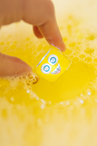 Cubes lumineux bain - jaune