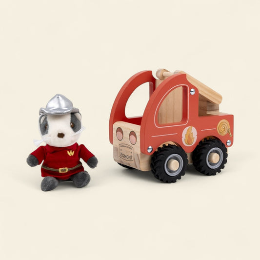 Camion de pompier en bois avec personnage