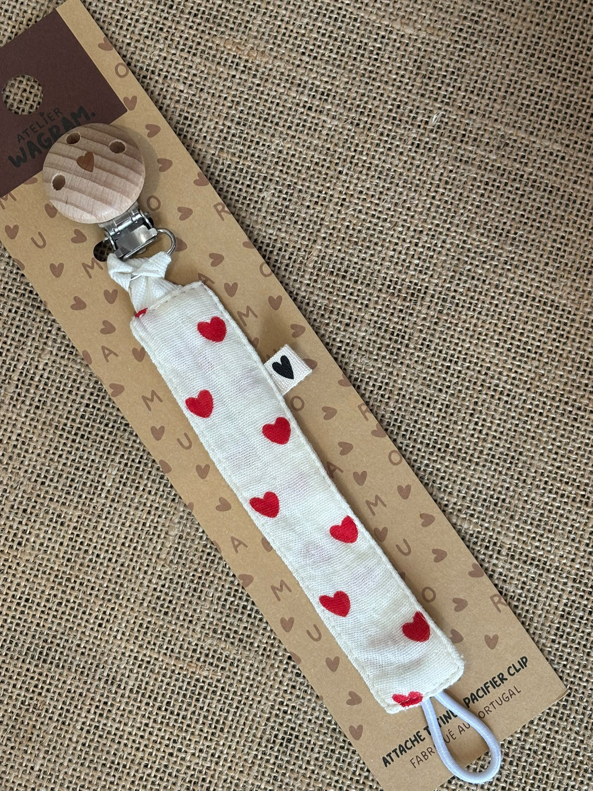Attache tétine tissu - coeur rouge