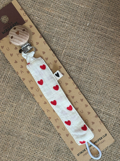 Attache tétine tissu - coeur rouge