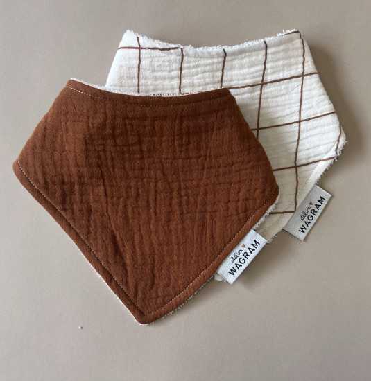 Bavoir triangle - caramel uni