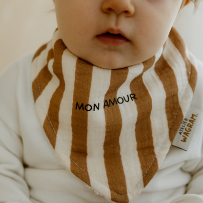 Bavoir triangle - rayures larges