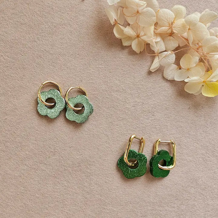 Boucles d'oreilles fleur cuir - Royal Marais