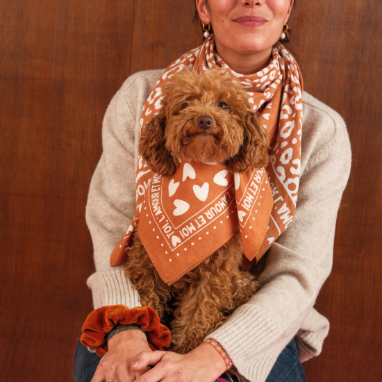 Foulard enfant - coeur marron beige